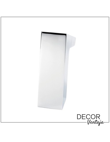 Grifo electrónico de lavabo con sensor para activar el agua sin contacto. Modelo Platinum. Trasera