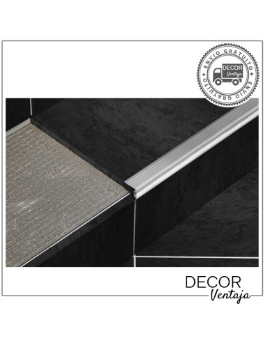 Peldaño aluminio LED exterior 30x45 mm. Ejemplo plata