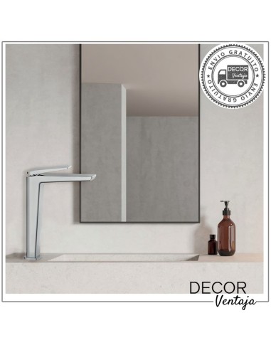 Grifo alto monomando cromo para lavabo sobre encimera. Modelo Manila Cromo. Ambiente baño
