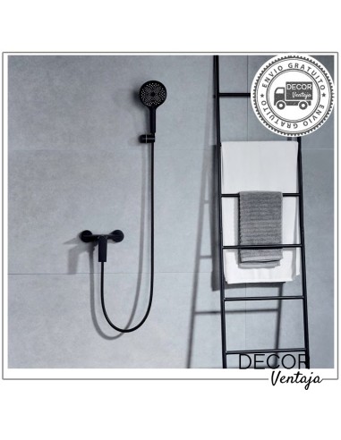 Grifo monomando de ducha. Modelo Malibú Negro mate. Ambiente baño